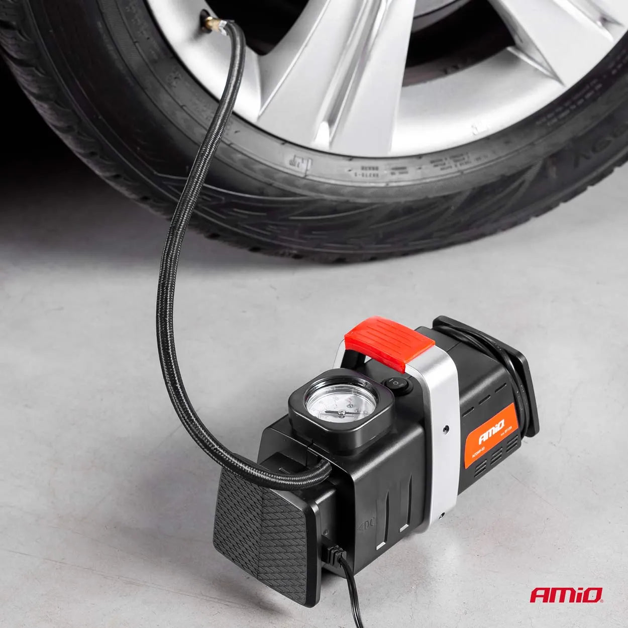 Car Air compressor 12V/230V Acomp-02