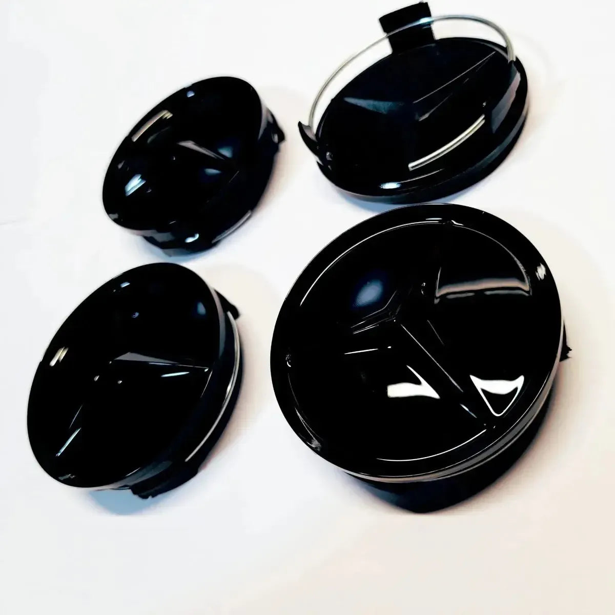 MERCEDES BENZ WHEEL CENTRE CAPS GLOSS BLACK 75MM - CAR by Mercedes | Buy Online at VROOMPARTSSHOP