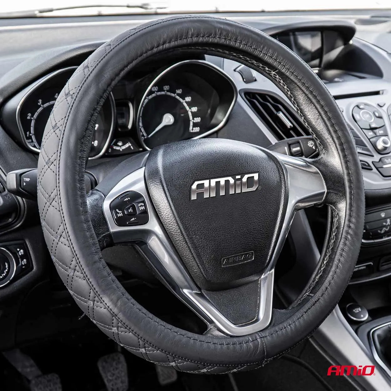 Steering wheel cover Leather Series SWC-51-XL (41-43cm)